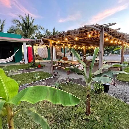 Hostel Flakos Barra de Potosi المظهر الخارجي الصورة